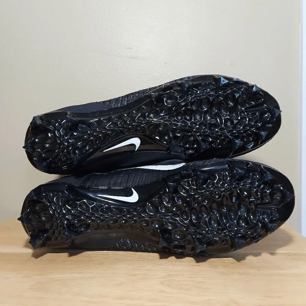Nike Alpha Menace Elite 2 Flyknit Football Cleats Black White AO3374-001 Men's